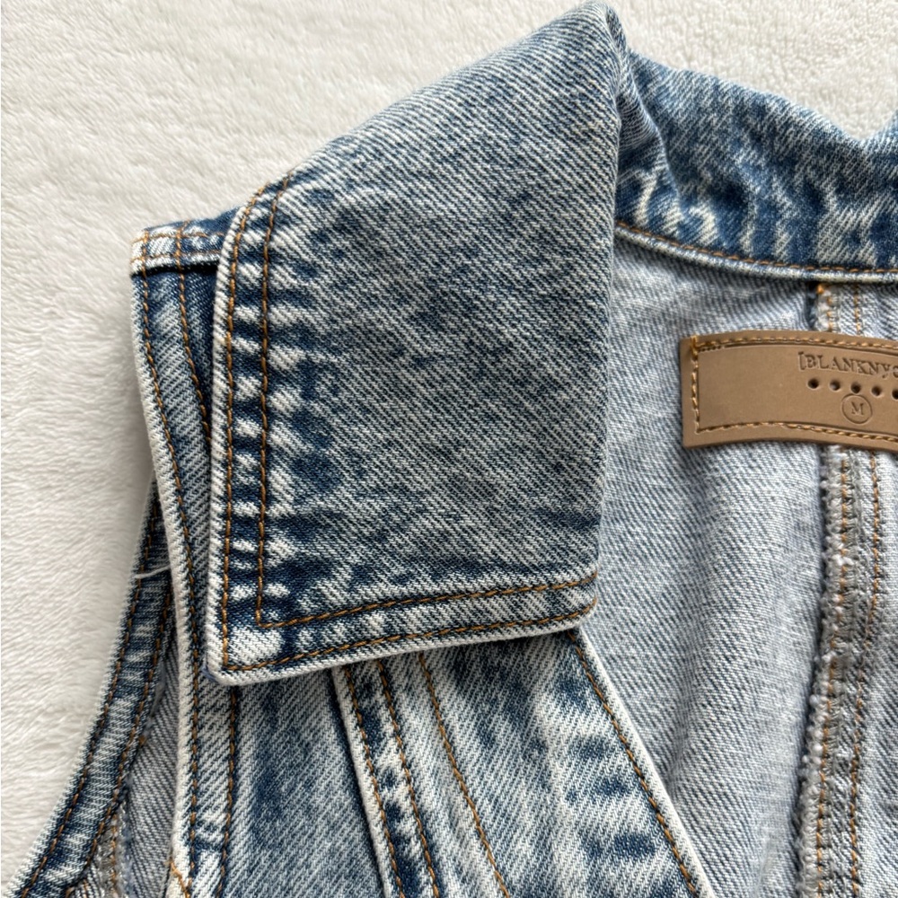 NWT - BLANK NYC Timeless Tailored Denim Vest - Size Medium - Picture 4 of 16